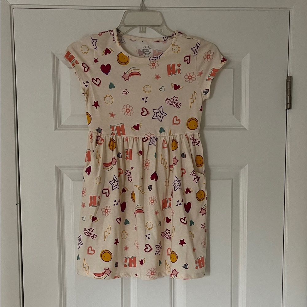 NEW Wonder Nation Cream Dress with Fun Patterns, Pockets, size 7-8, Medium